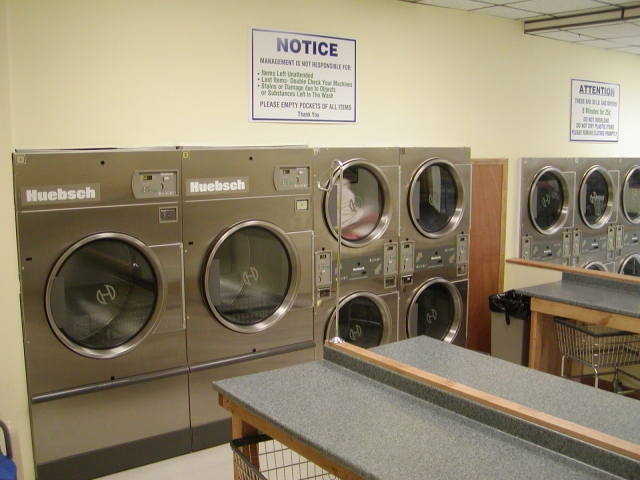 Large 75 lbs. Dryers - great for Comforters & Blankets Thumbnail